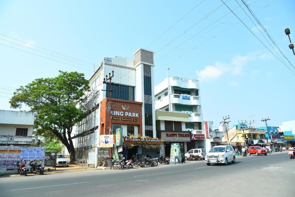 Hotel King Park بونديتْشيري المظهر الخارجي الصورة
